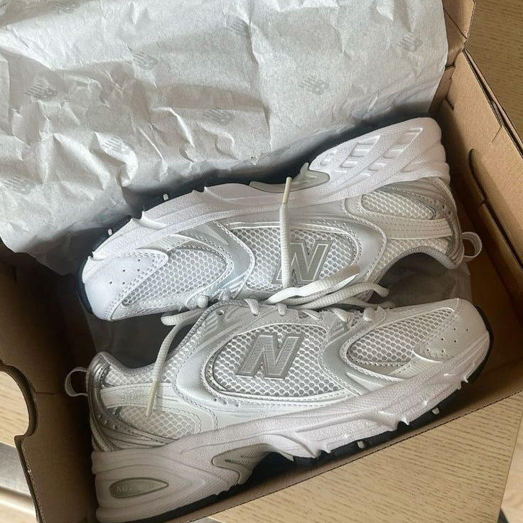 New Balance 530 Wit achter
