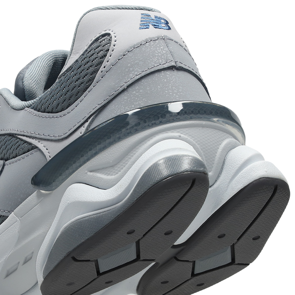 New Balance 9060 Grey - lifestyle